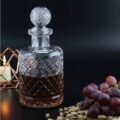 Időtlen Kristály Fedeles Üvegsürahi – Elegáns Asztali Dekoráció és Ital Szervírozás-4