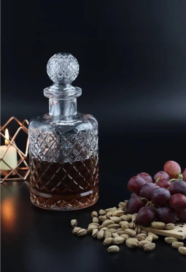 Időtlen Kristály Fedeles Üvegsürahi – Elegáns Asztali Dekoráció és Ital Szervírozás-4